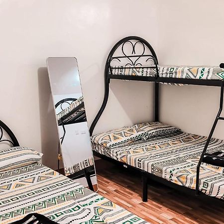 Malunggay Apartments Маривелес Экстерьер фото